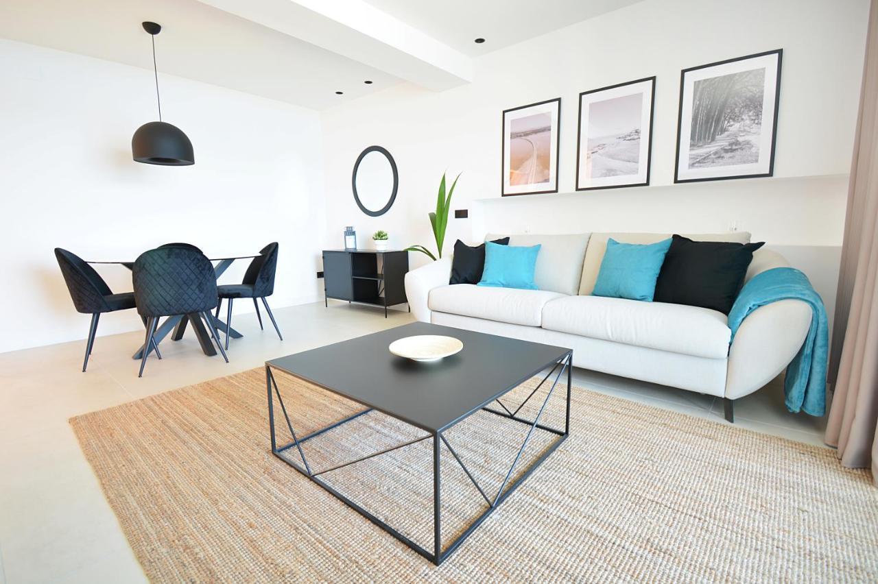 ראשו Rd Hotel Apartamento מראה חיצוני תמונה